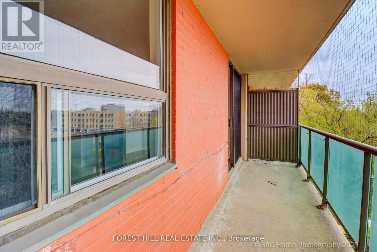 #403 5949 YONGE STREET - 5