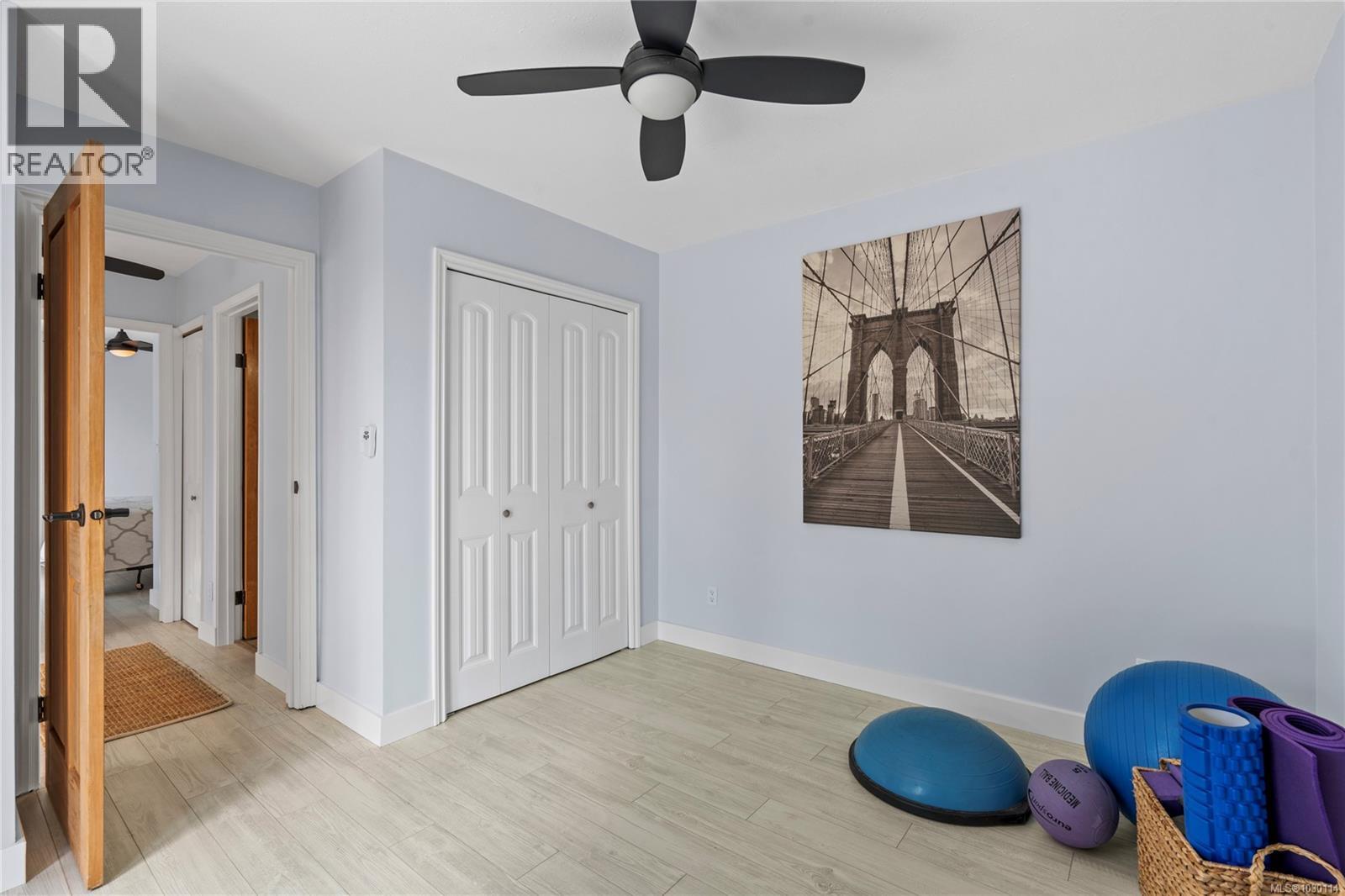 271 WOODHAVEN DR - 29