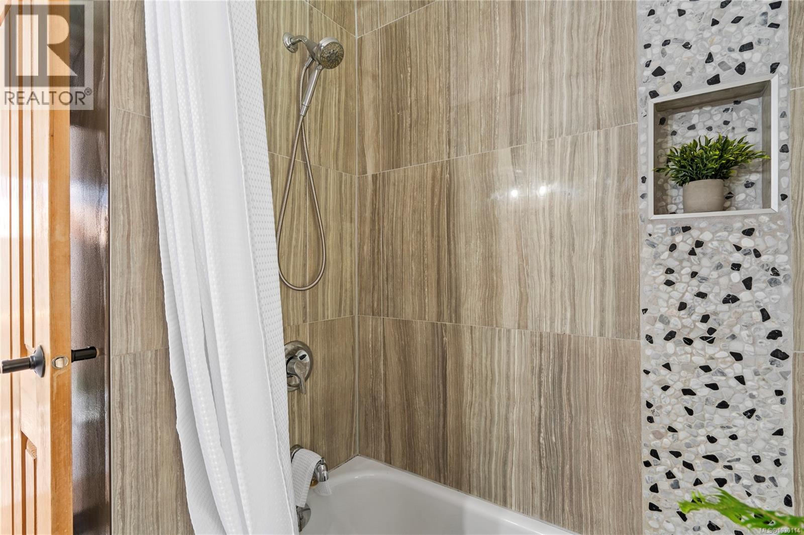 271 WOODHAVEN DR - 31