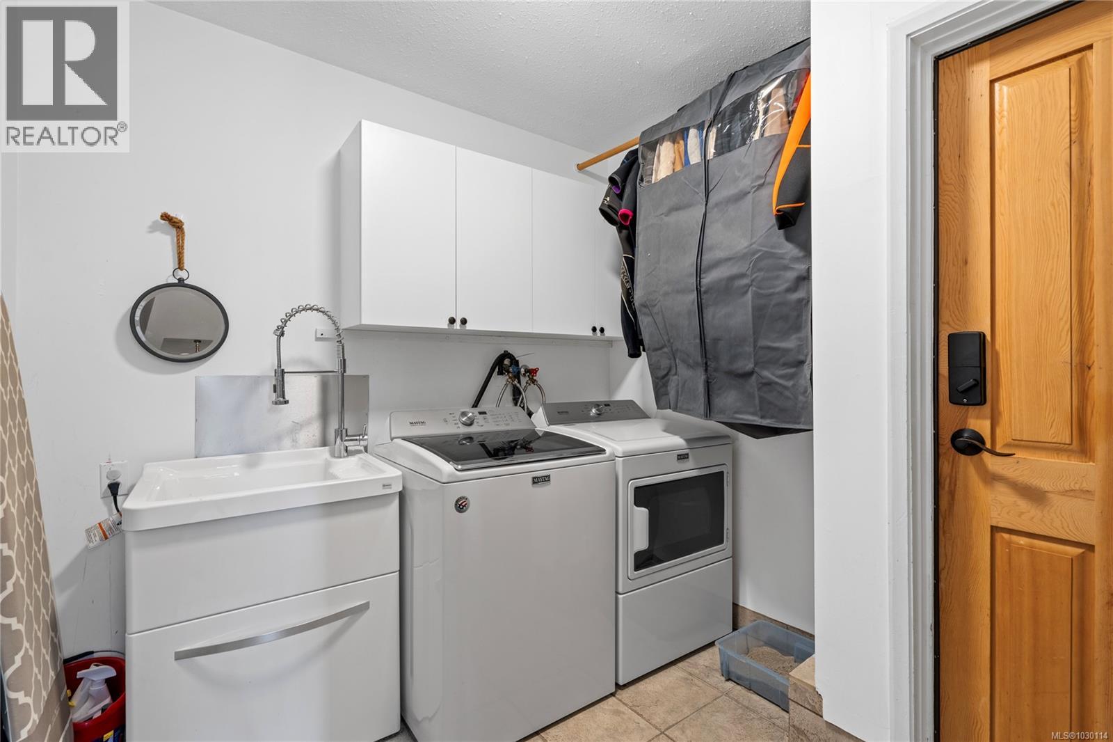 271 WOODHAVEN DR - 39