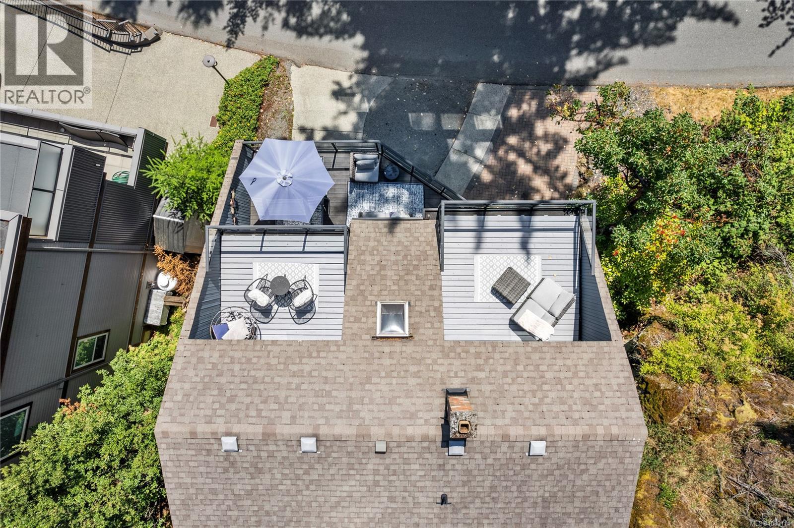 271 WOODHAVEN DR - 58