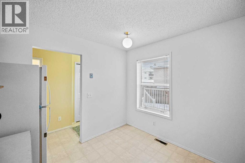 120 First Street East, Cochrane