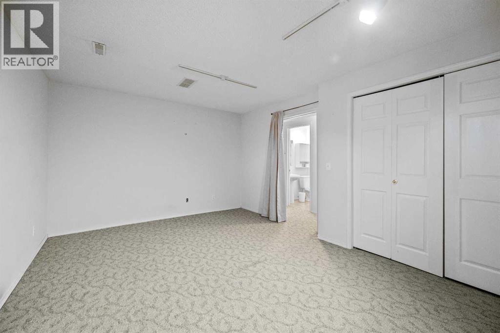 120 First Street East, Cochrane