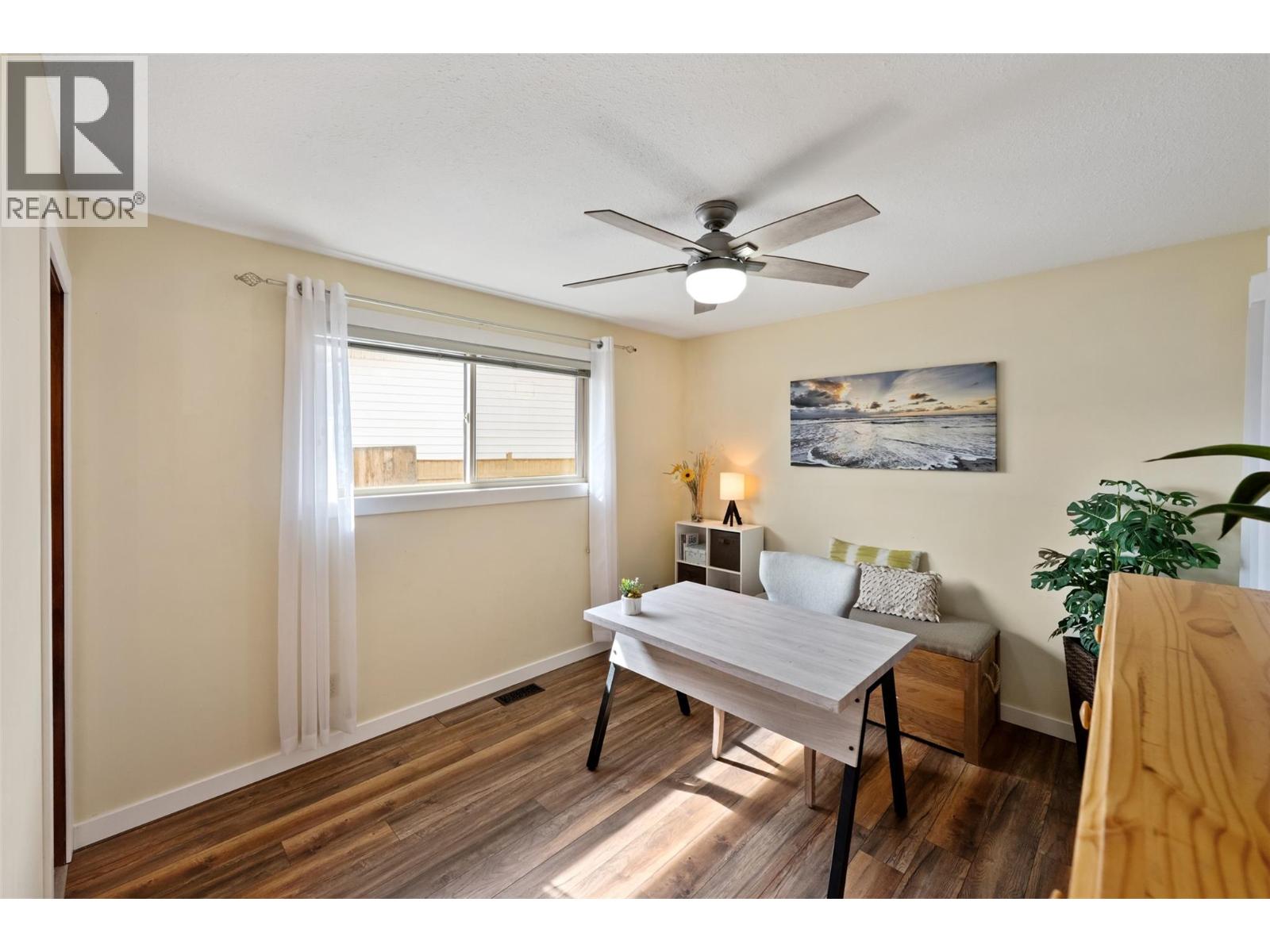 787 Kettle Avenue, Oliver