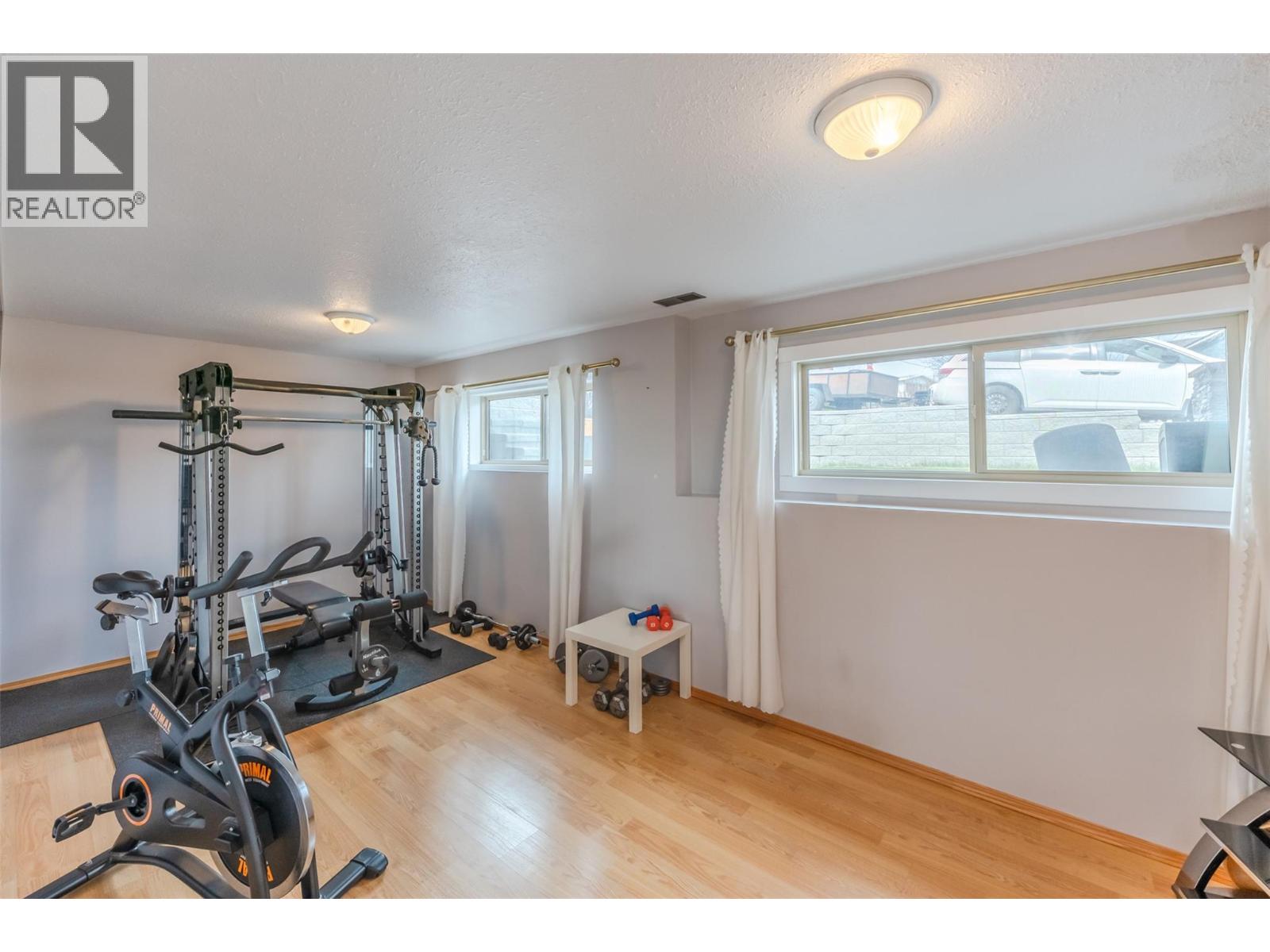 787 Kettle Avenue - 45