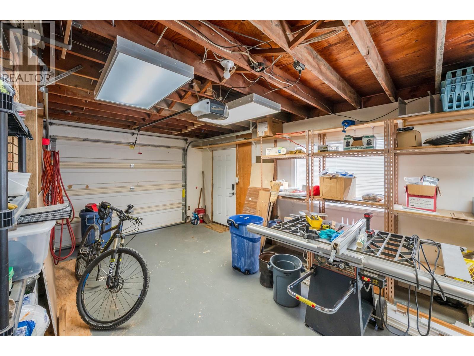 787 Kettle Avenue, Oliver