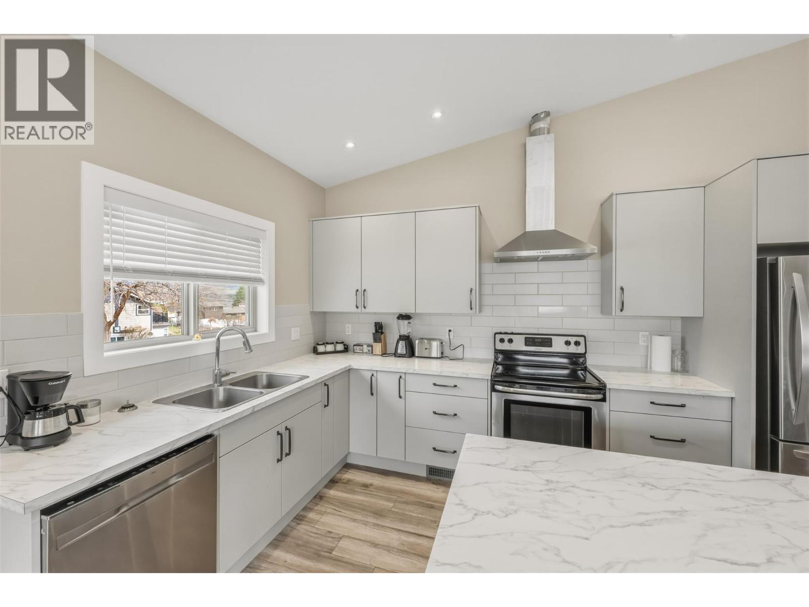 787 Kettle Avenue - 69