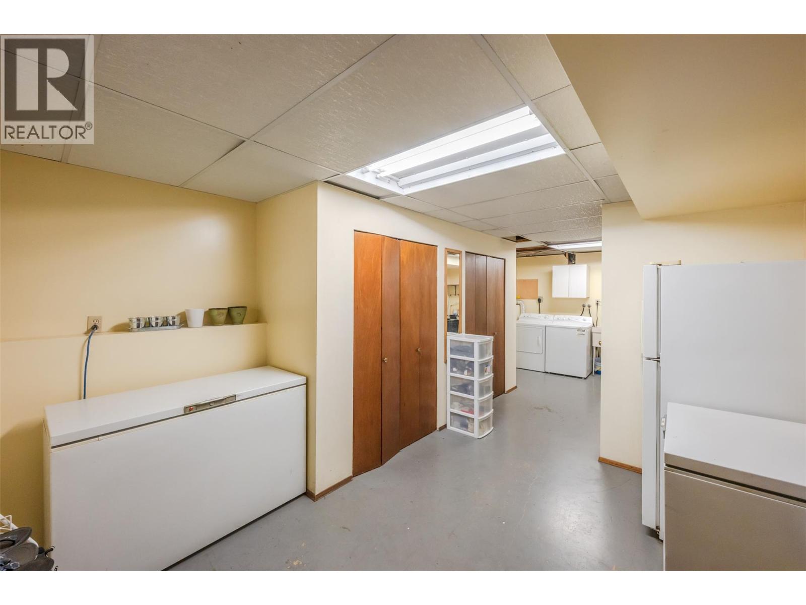 787 Kettle Avenue - 55
