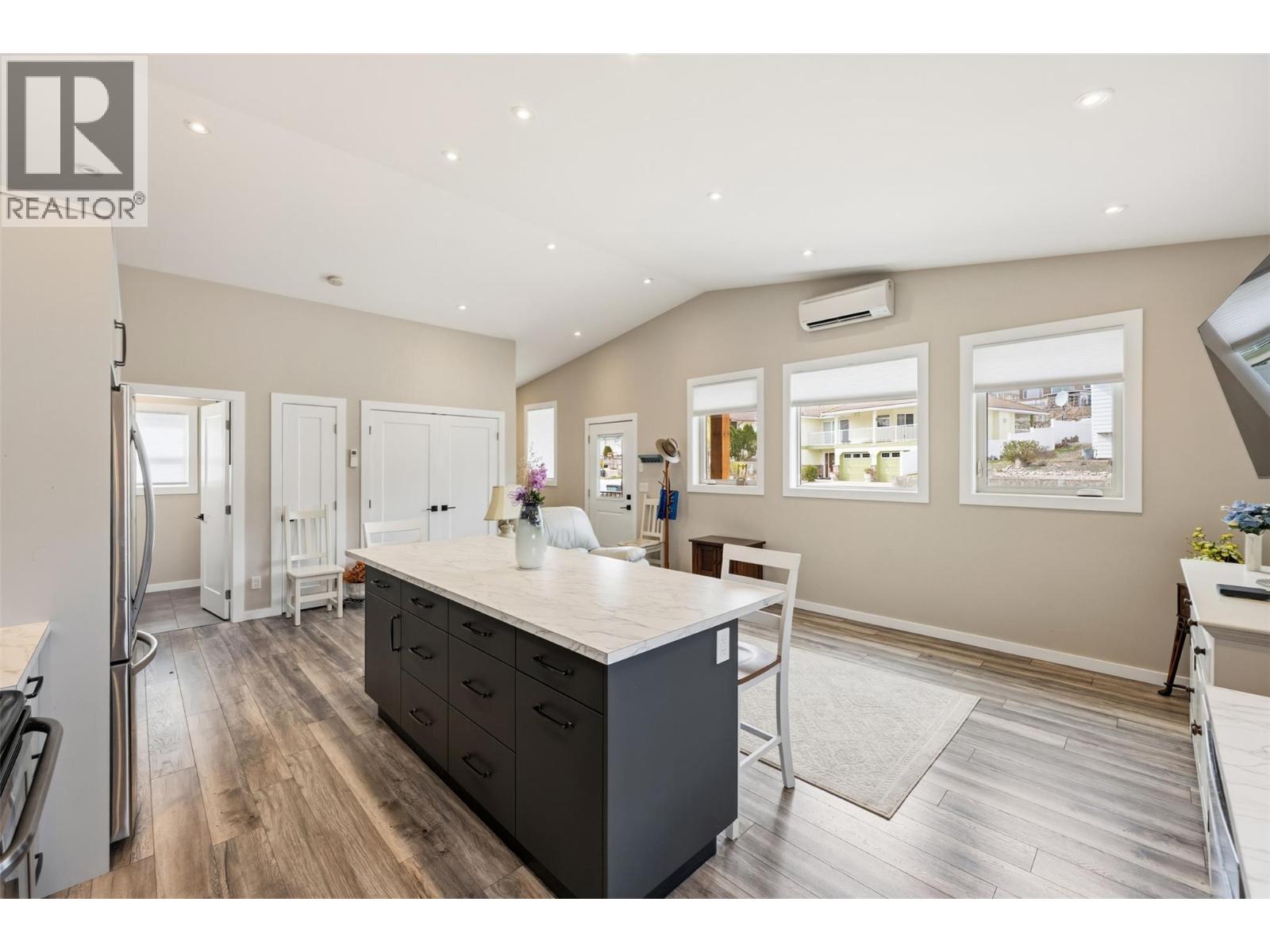 787 Kettle Avenue - 66