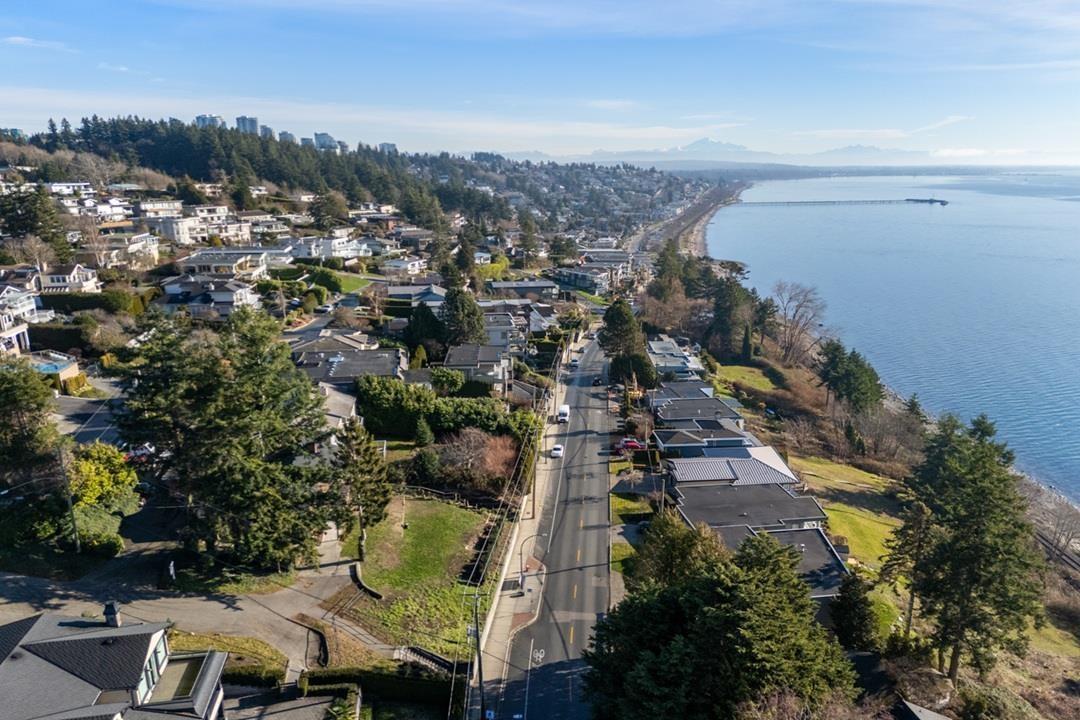 14310 SUNSET DRIVE, White Rock