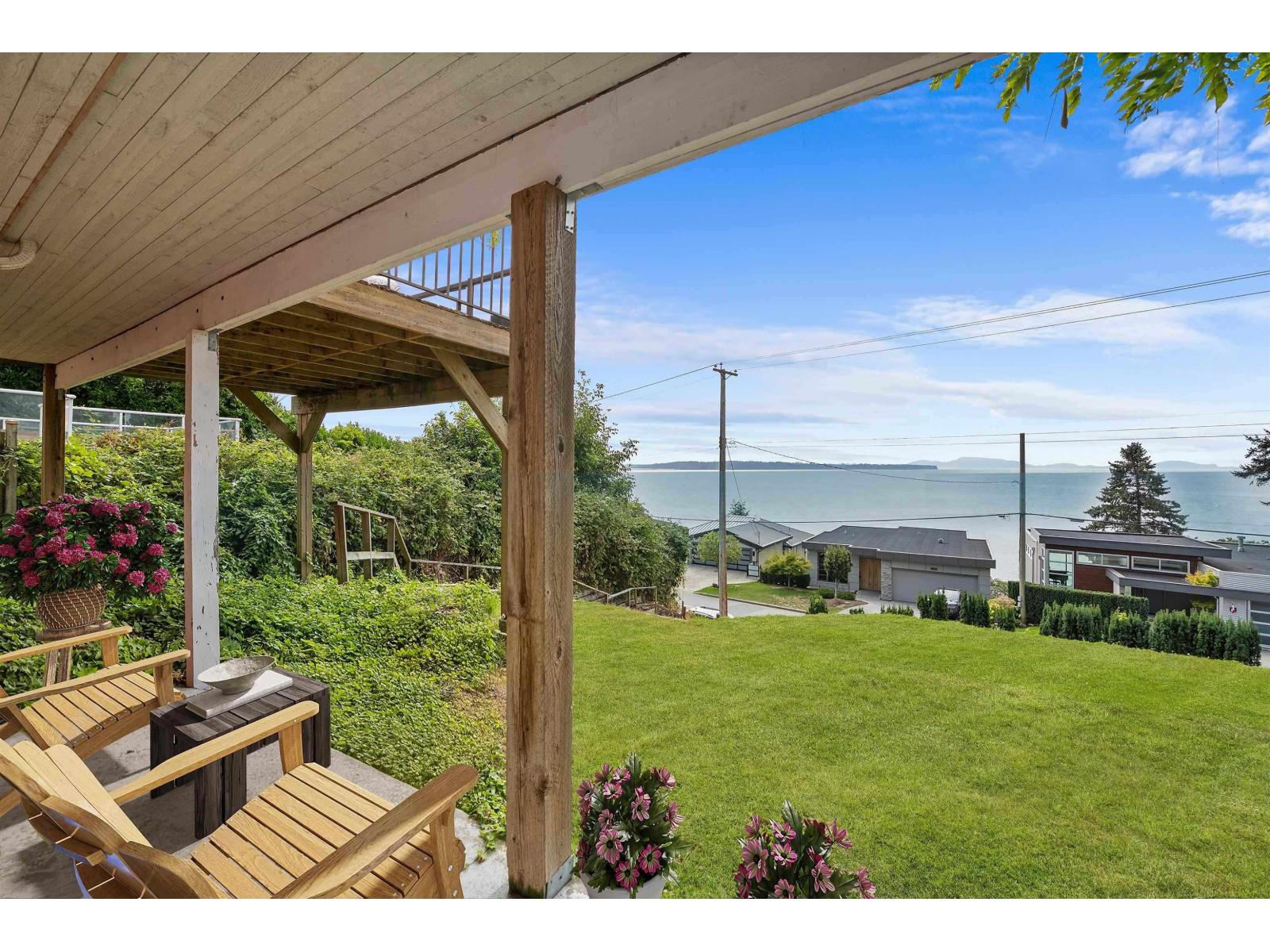 14310 SUNSET DRIVE, White Rock