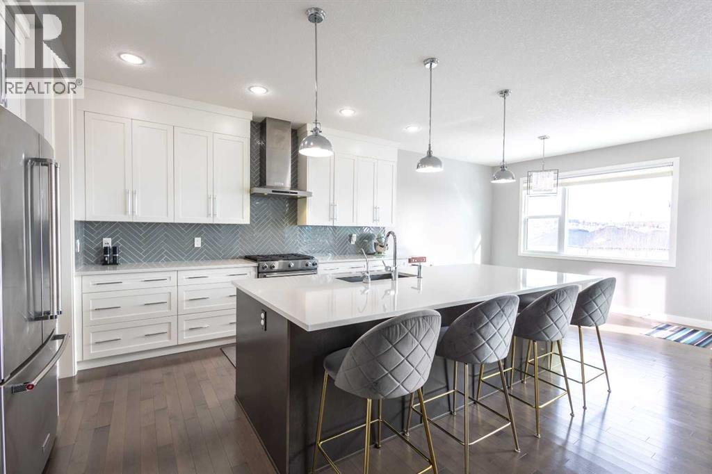 Single Family House for Sale in  Tuscany Valley Grove NW Tuscany Calgary 