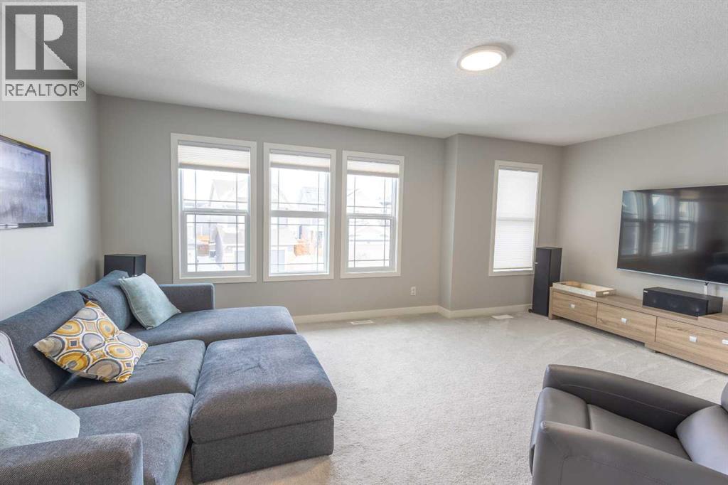 Single Family House for Sale in  Tuscany Valley Grove NW Tuscany Calgary 