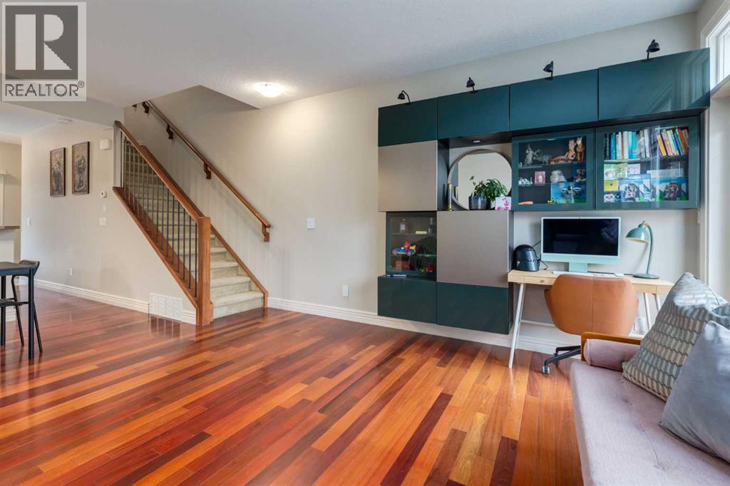 Single Family House for Sale in   Rockyledge View NW Rocky Ridge Calgary 