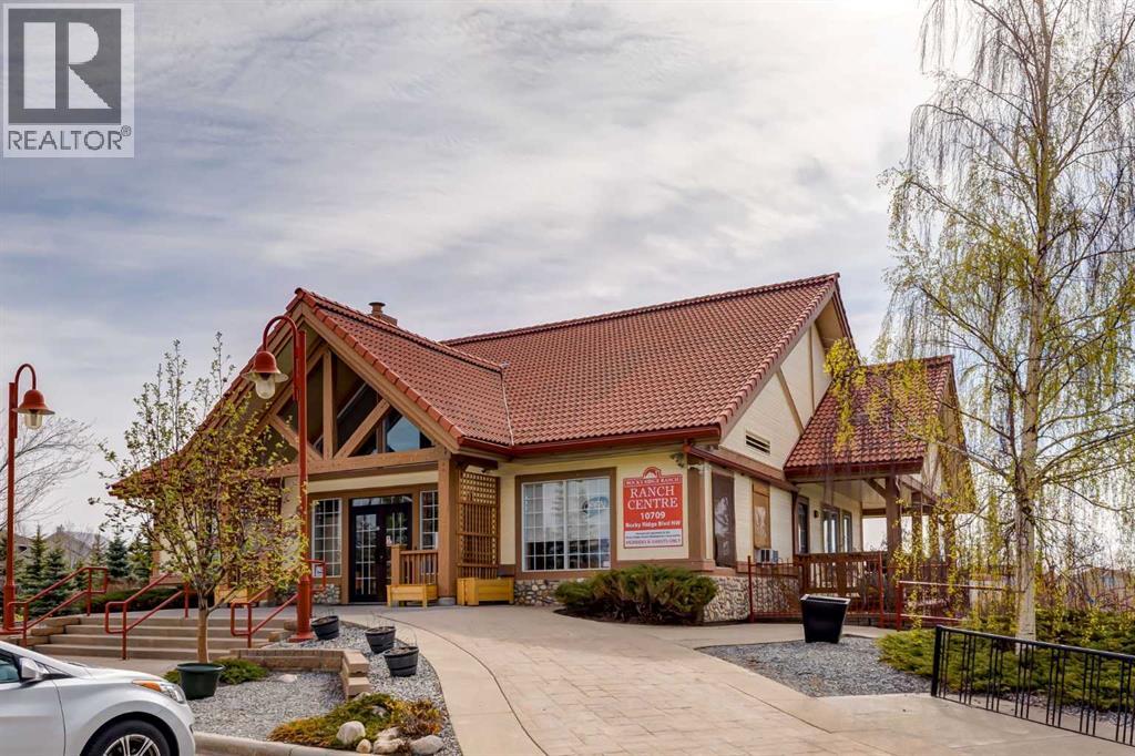 Single Family House for Sale in   Rockyledge View NW Rocky Ridge Calgary 