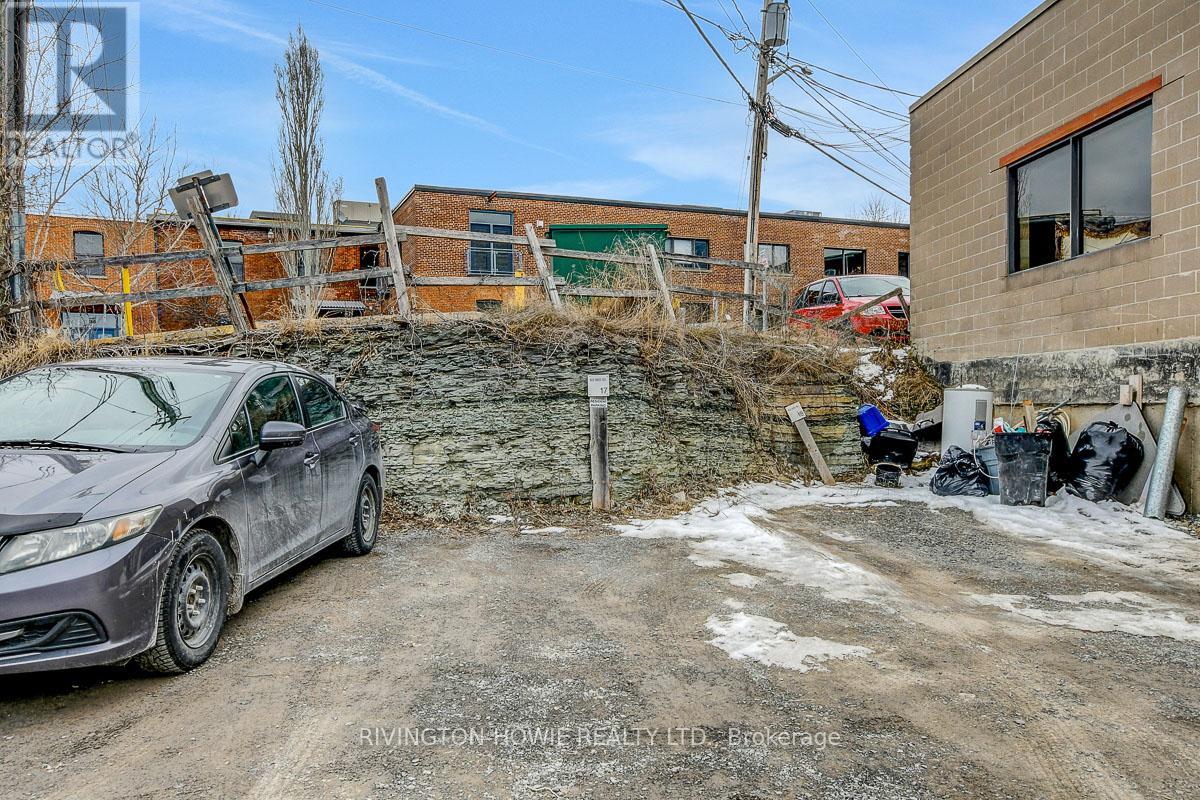 203 - 65 MILL STREET — photo 23