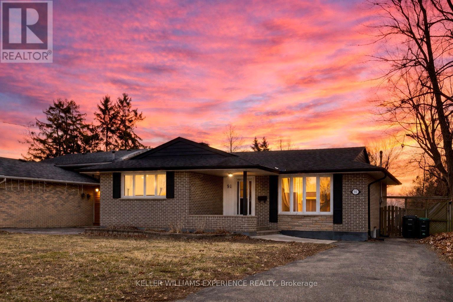 91 CUNDLES ROAD E,Barrie (Cundles East),,