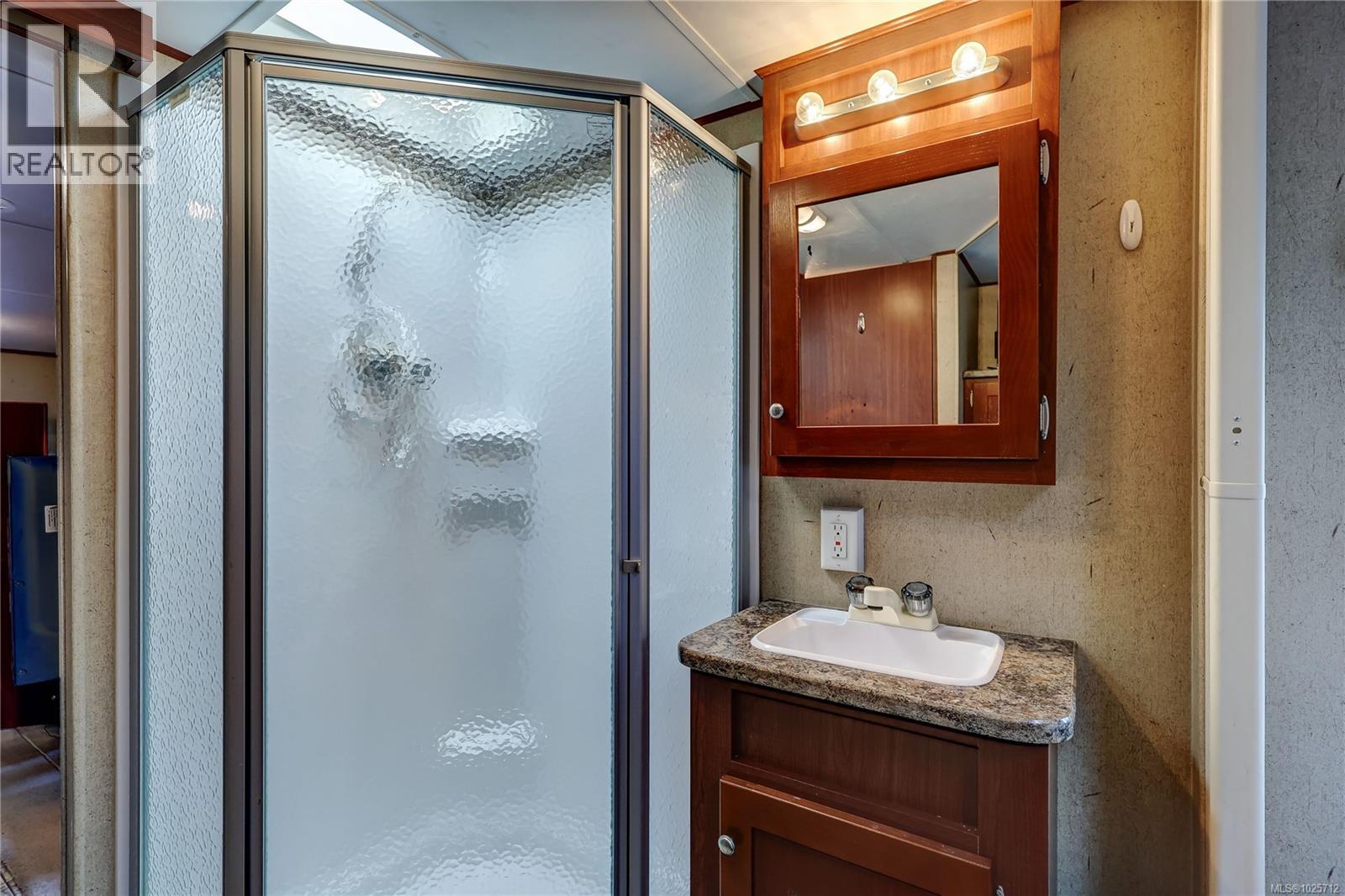 C18 2659 Turnbull Rd, Qualicum Beach