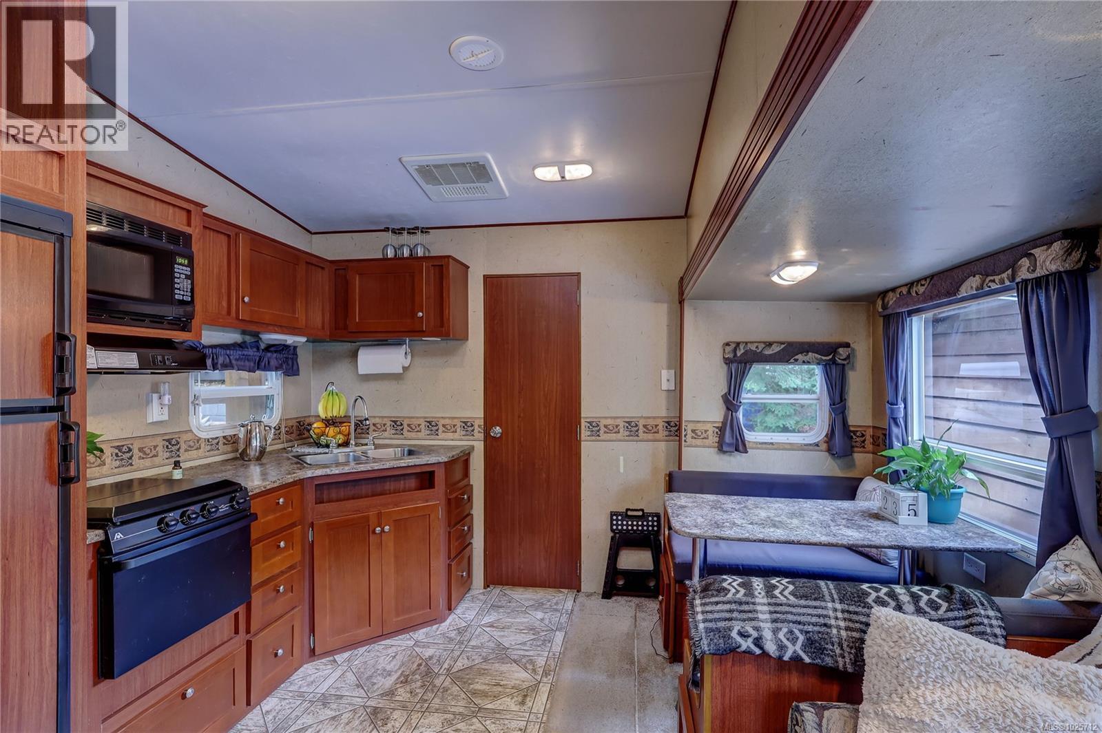 C18 2659 Turnbull Rd, Qualicum Beach