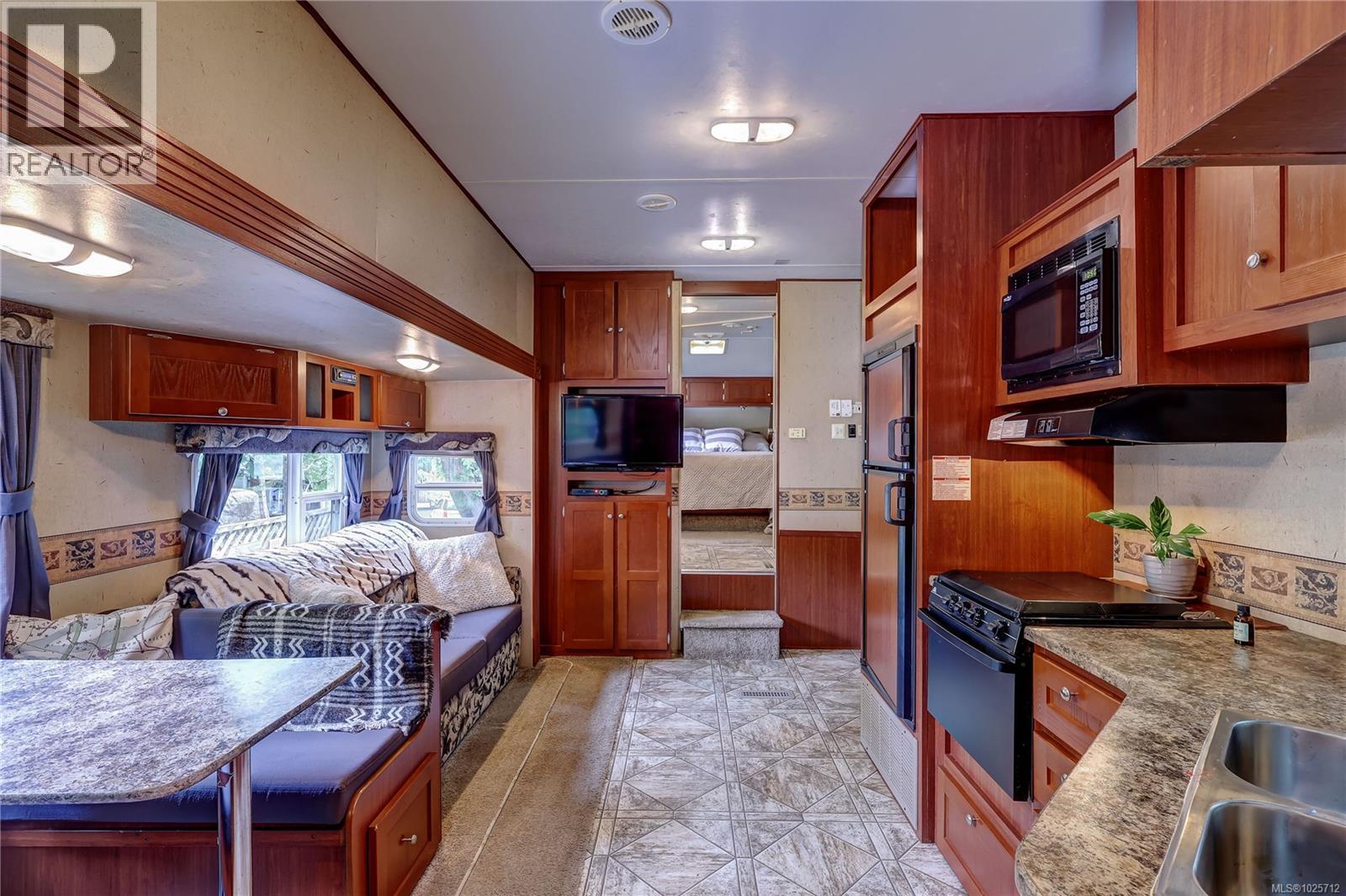 C18 2659 Turnbull Rd, Qualicum Beach