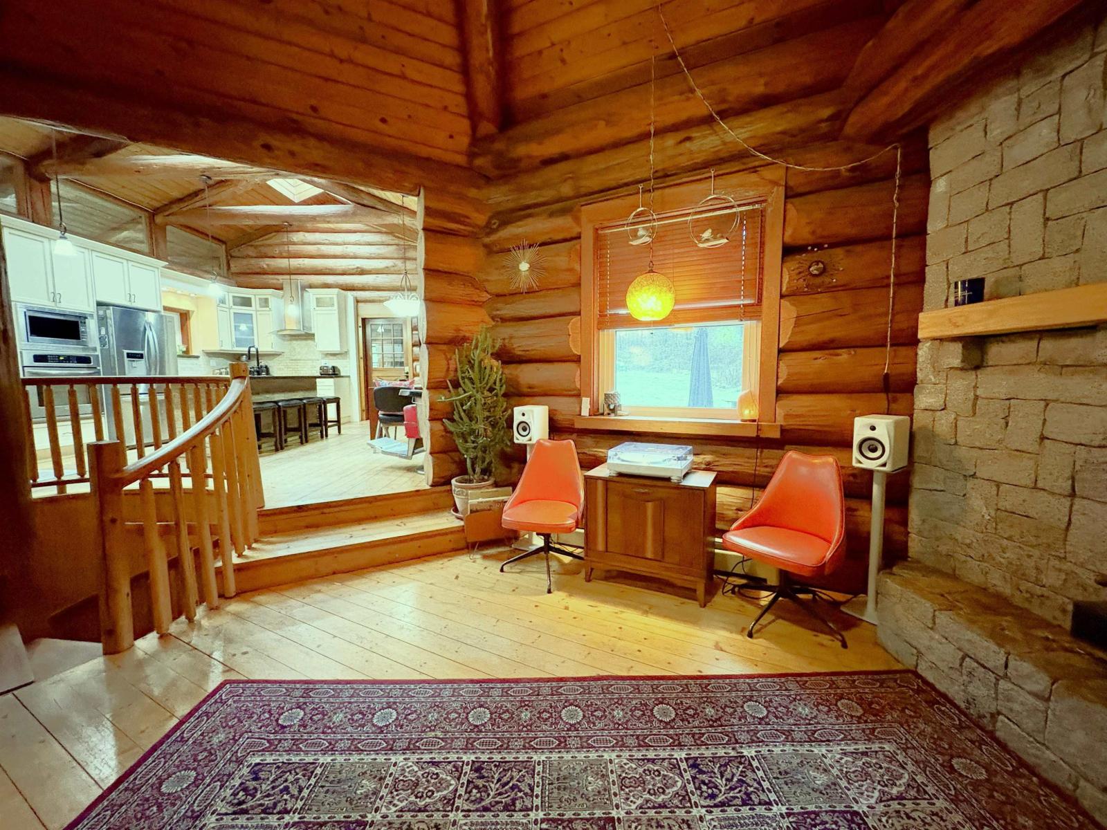 12712 CATHY CRESCENT, Mission