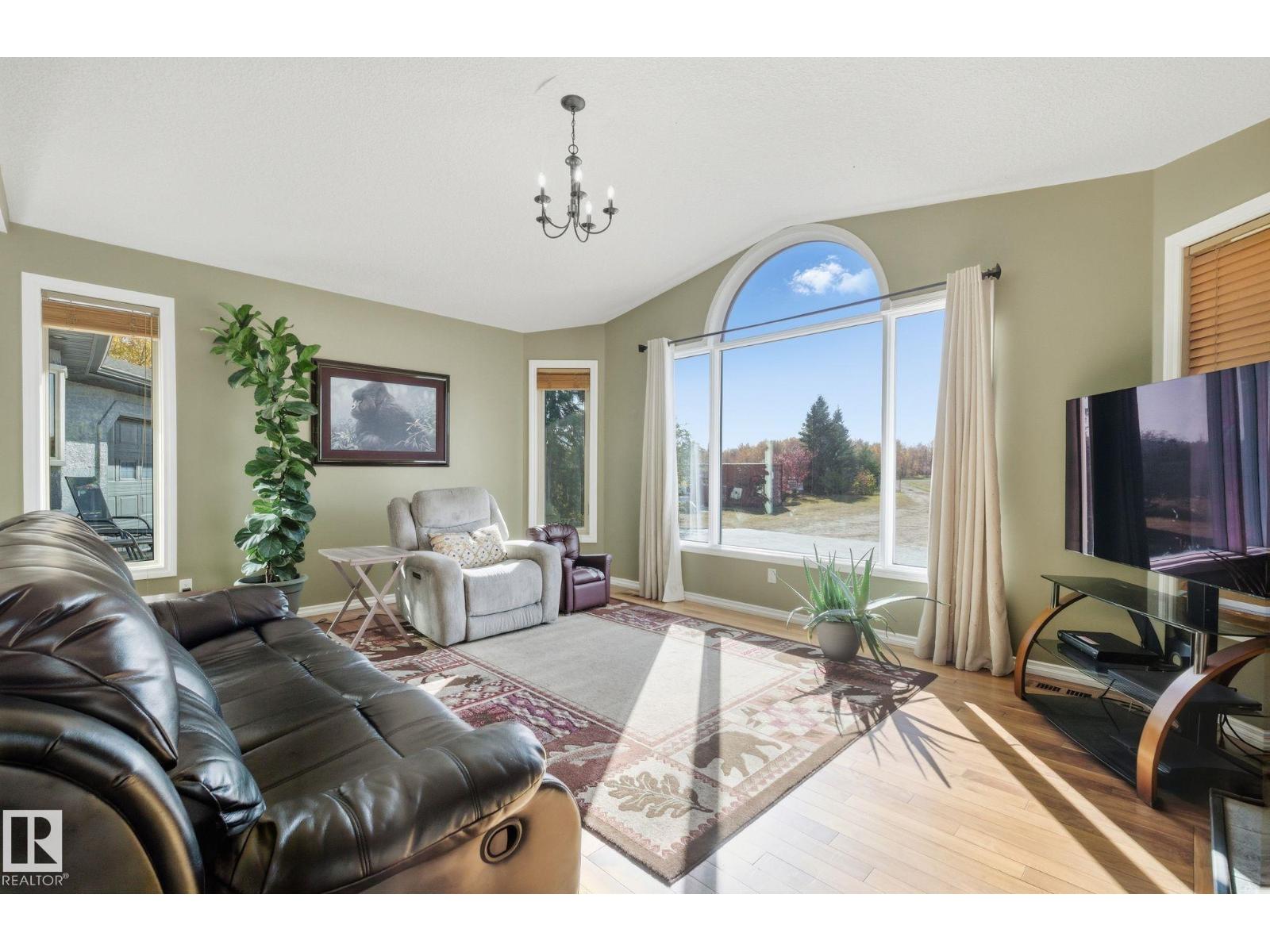 22516 TWP ROAD 572, Rural Sturgeon County