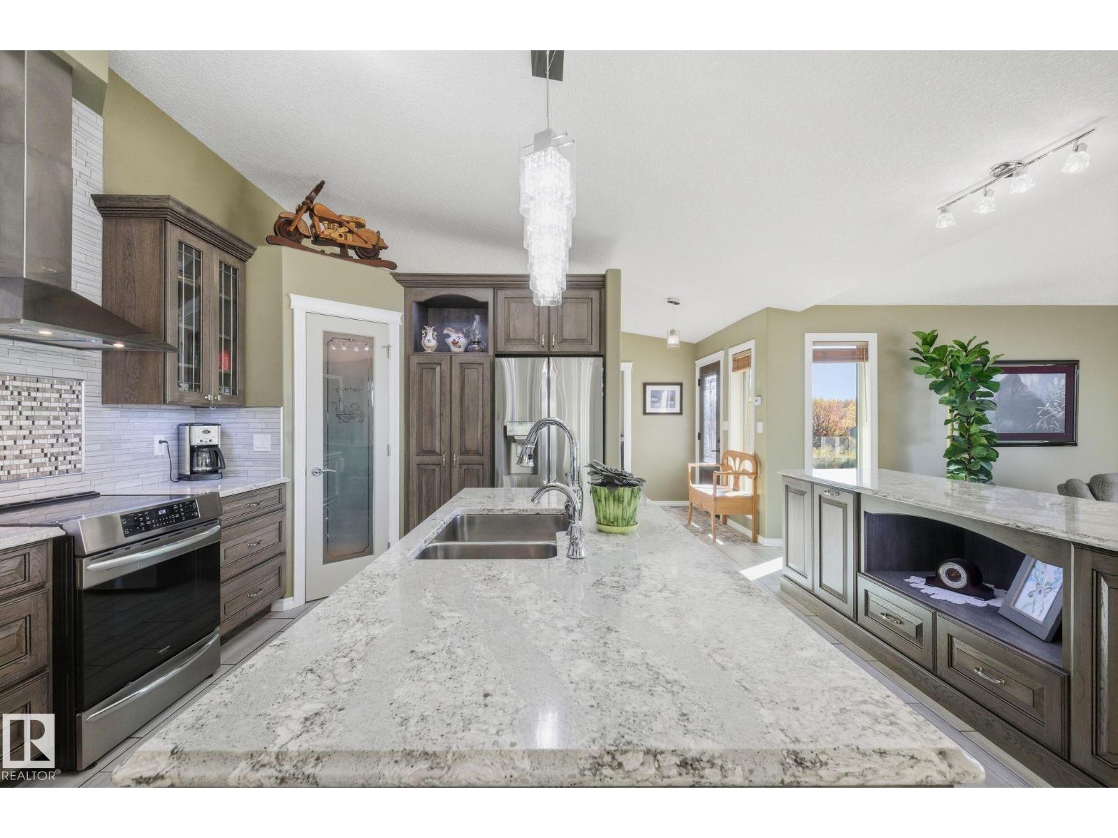 22516 TWP ROAD 572, Rural Sturgeon County