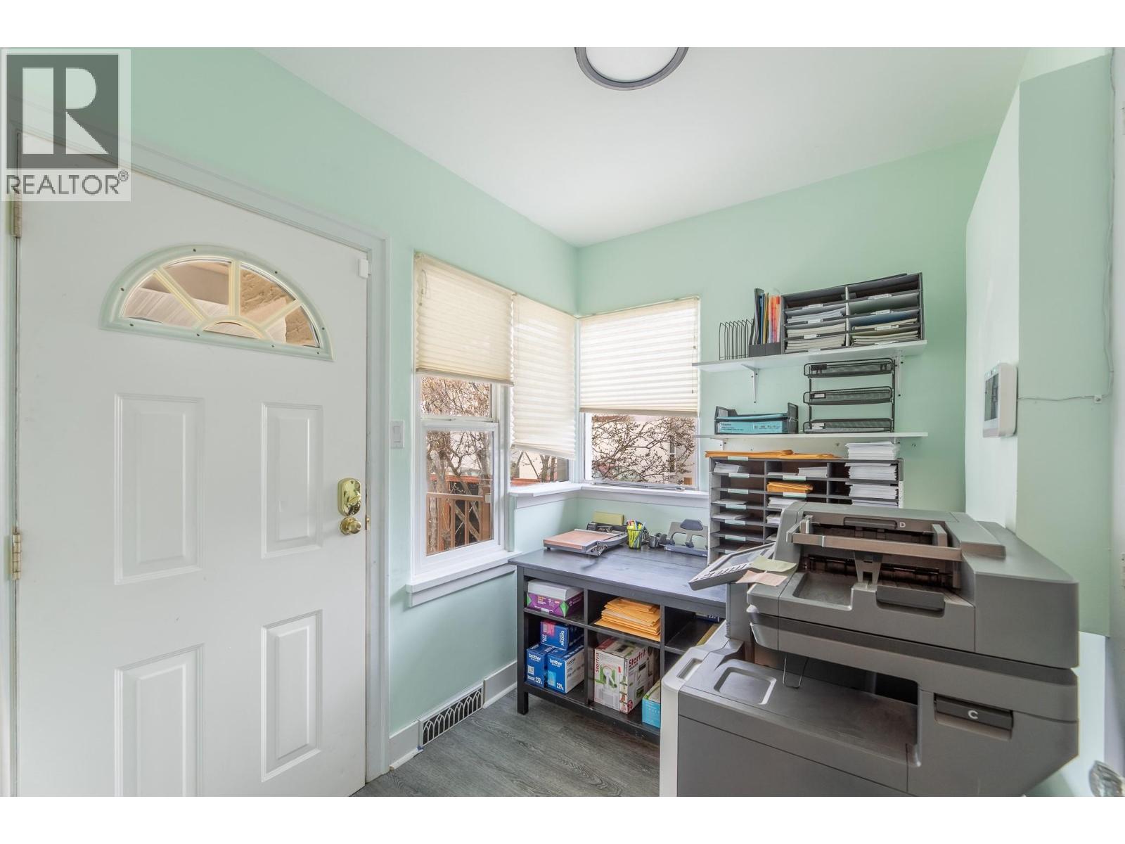 479 WINNIPEG Street, Penticton