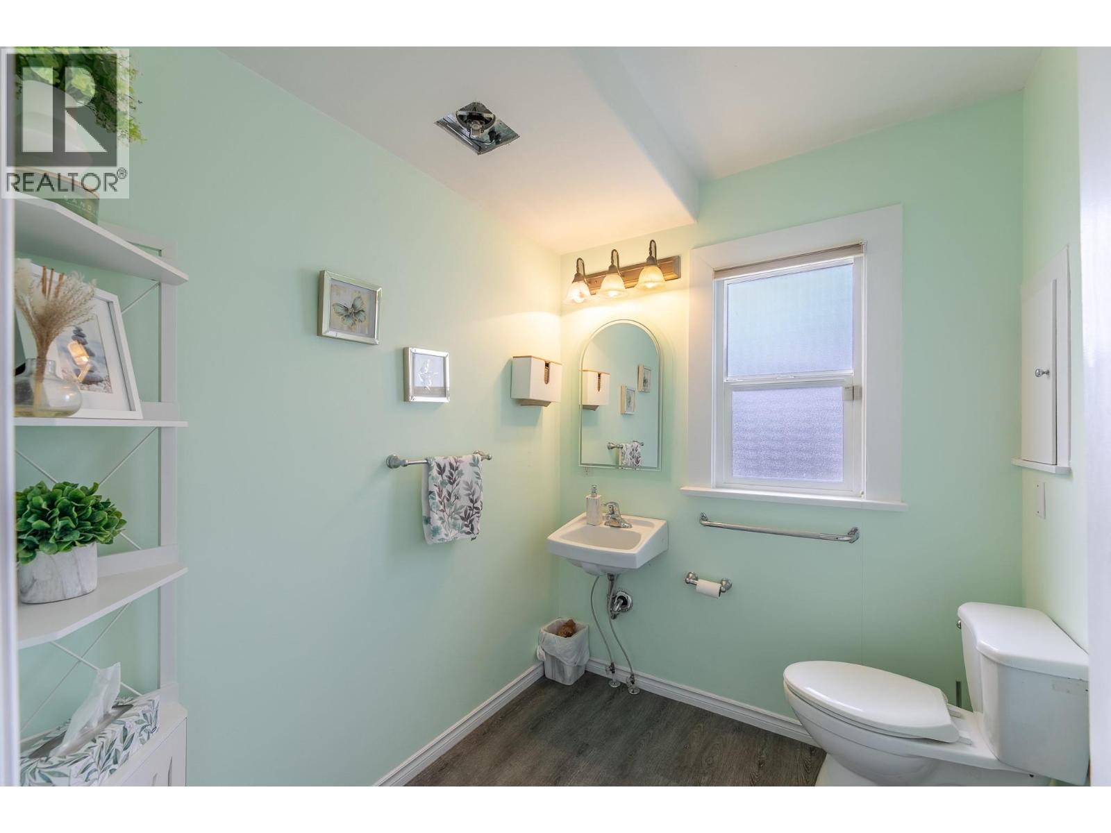 479 WINNIPEG Street, Penticton