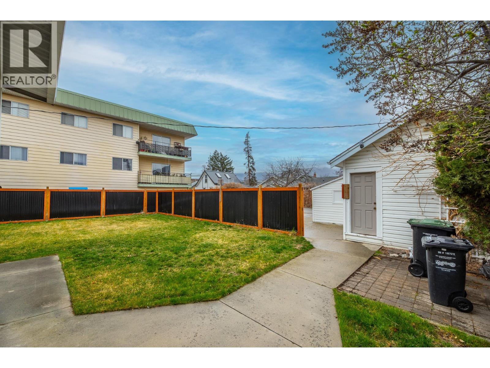 479 WINNIPEG Street, Penticton