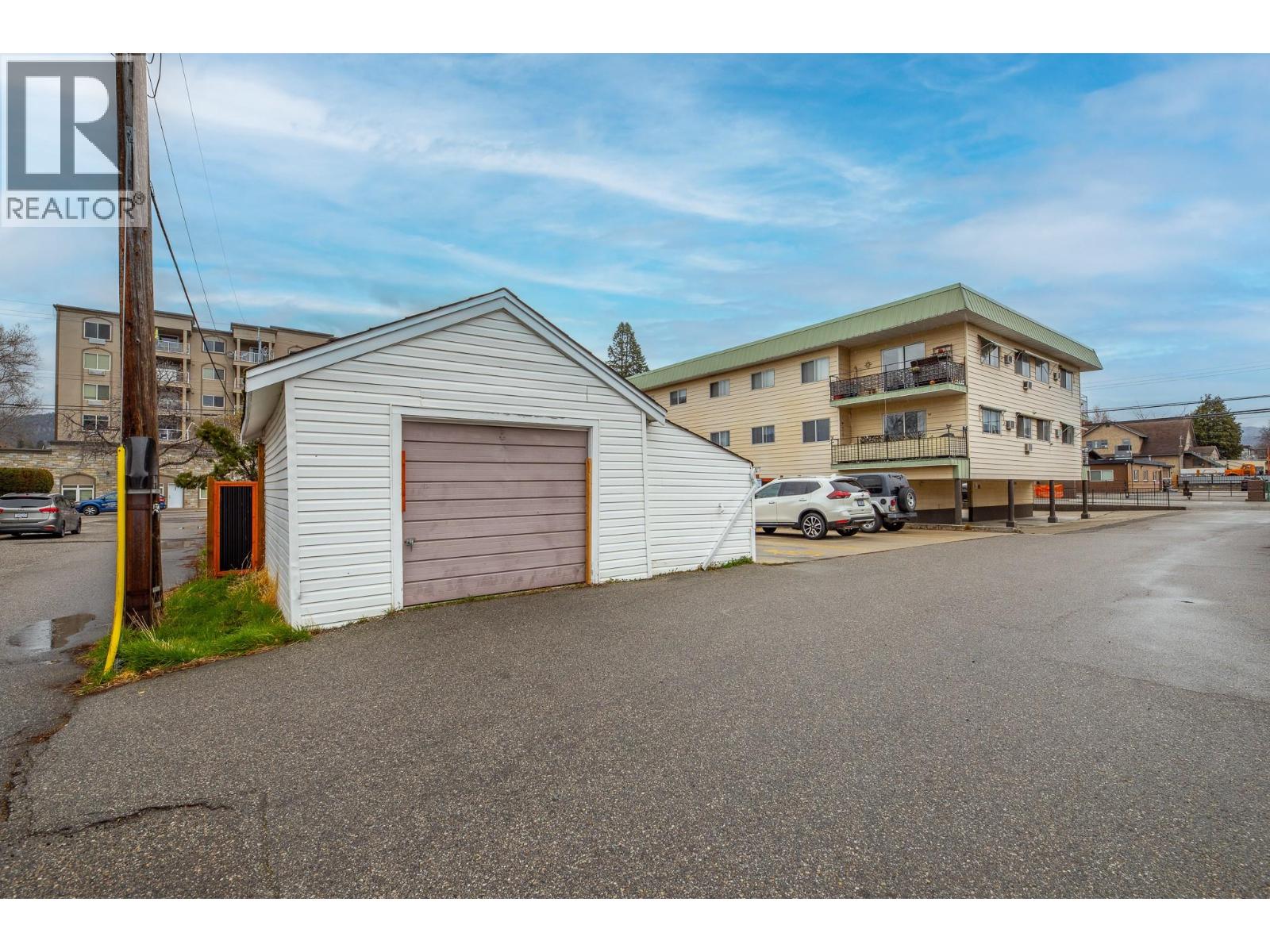 479 WINNIPEG Street, Penticton