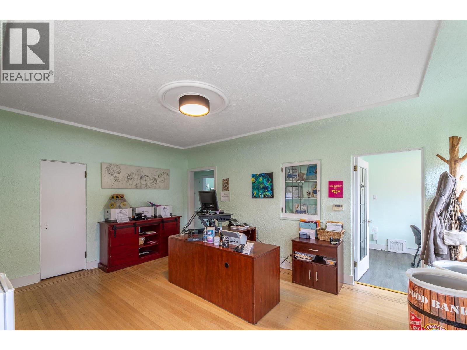 479 WINNIPEG Street, Penticton