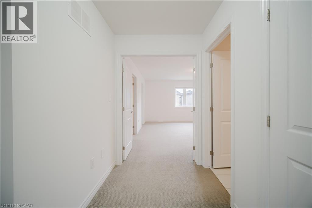 19 MCLAREN Avenue, Brantford, Ontario, N3T0T4 — Photo 3