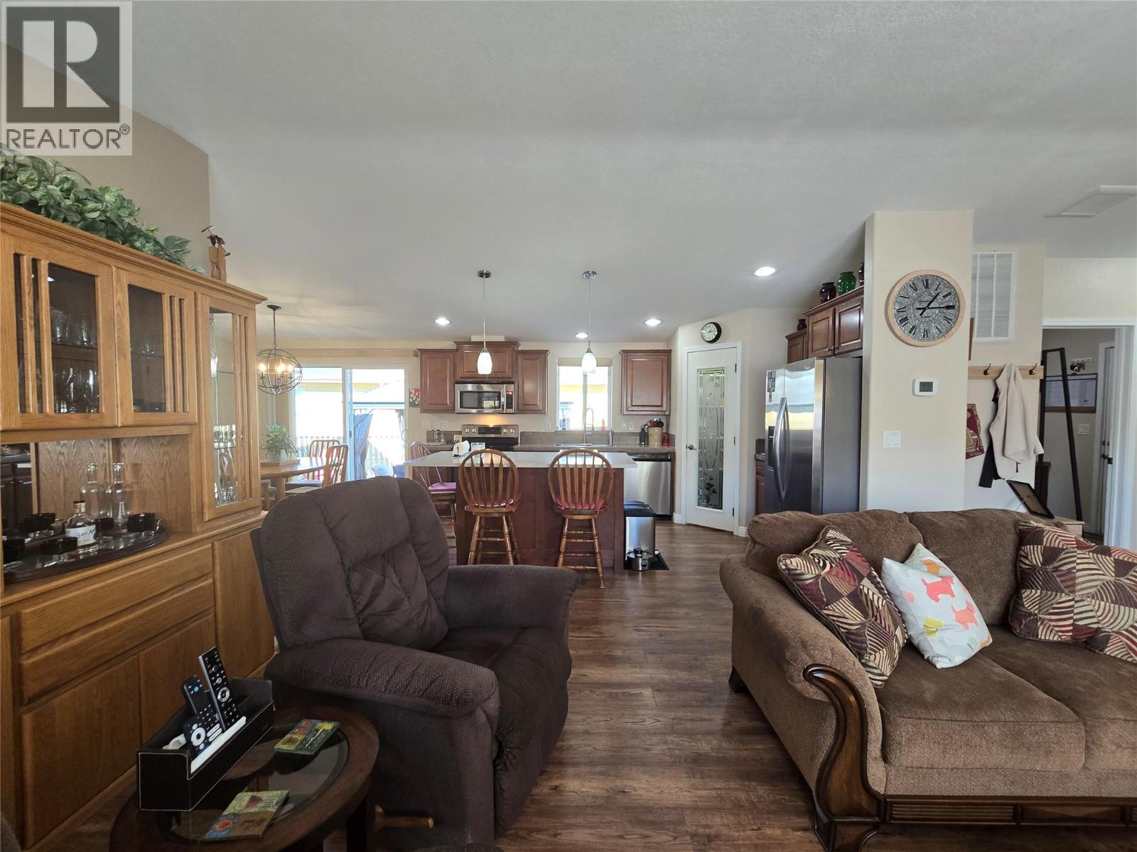 #55 8300 Gallagher Lake Frontage Road - 6