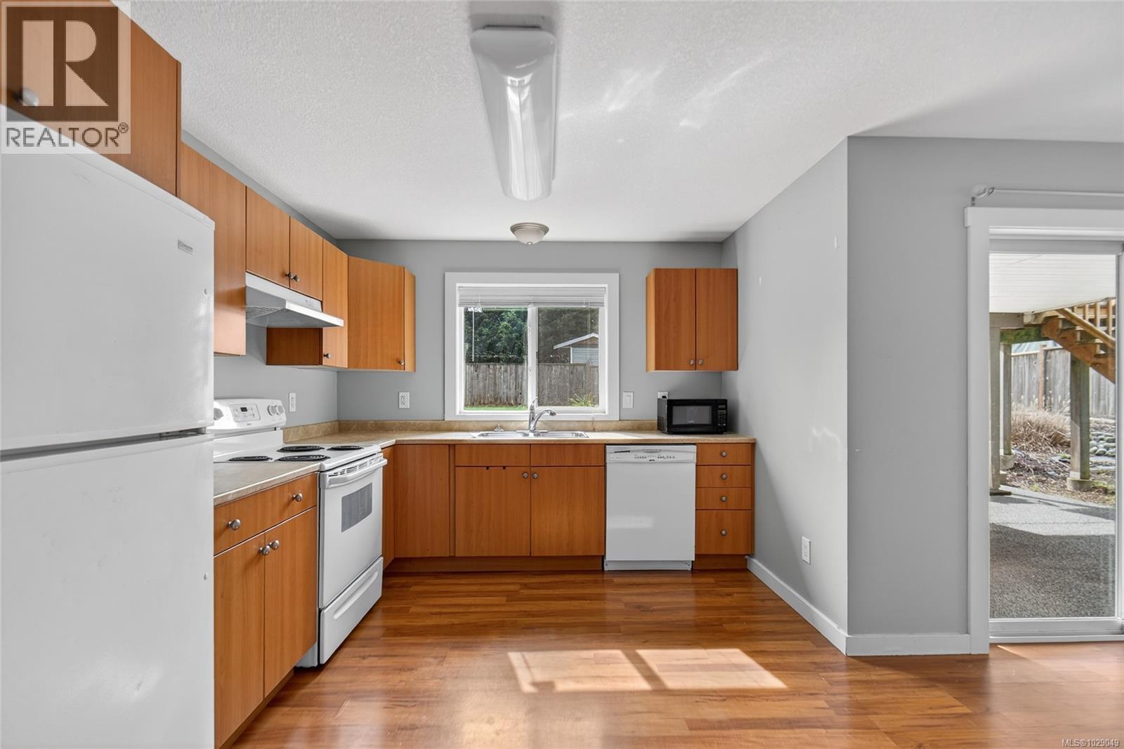 2323 ROCKWOOD PL - 24