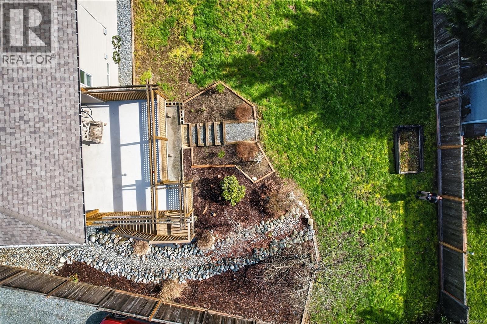 2323 ROCKWOOD PL - 37