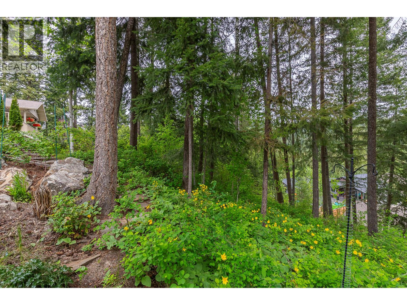 2750 Sunnydale Drive, Blind Bay