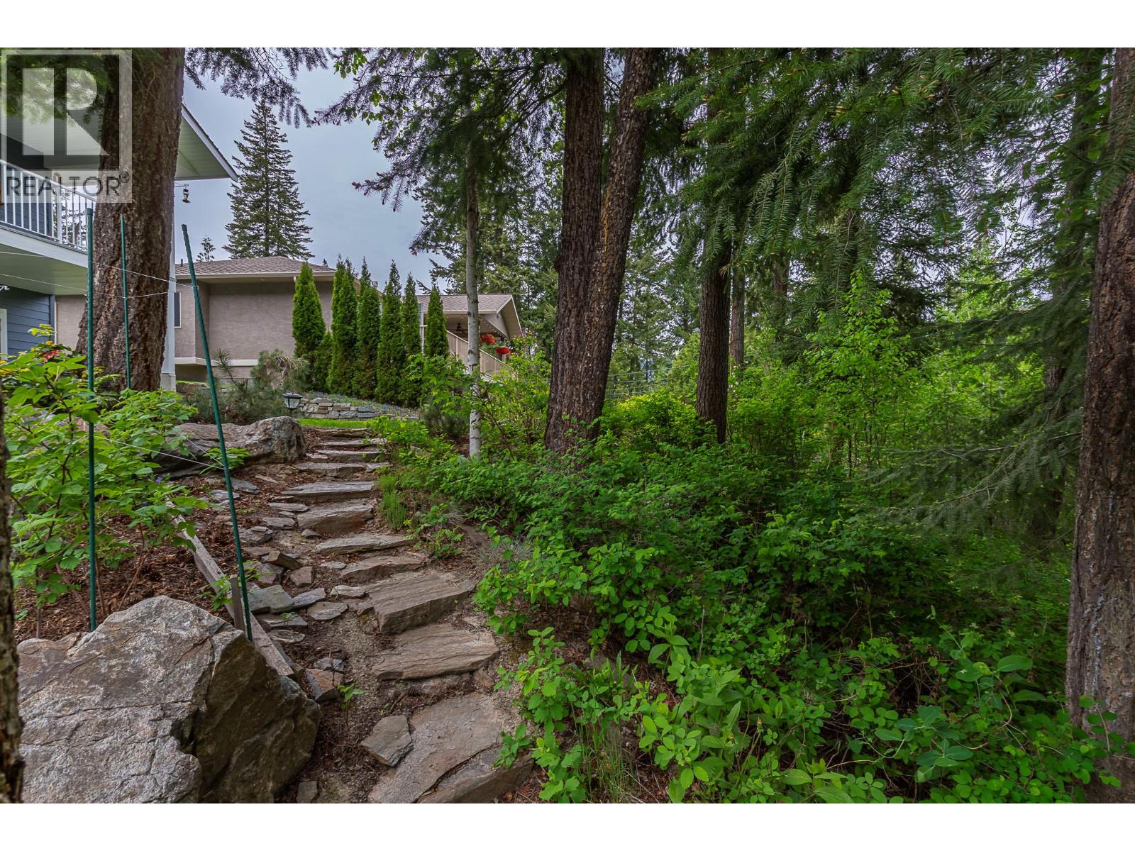 2750 Sunnydale Drive, Blind Bay