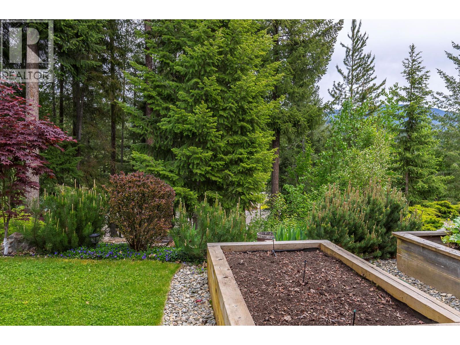 2750 Sunnydale Drive, Blind Bay