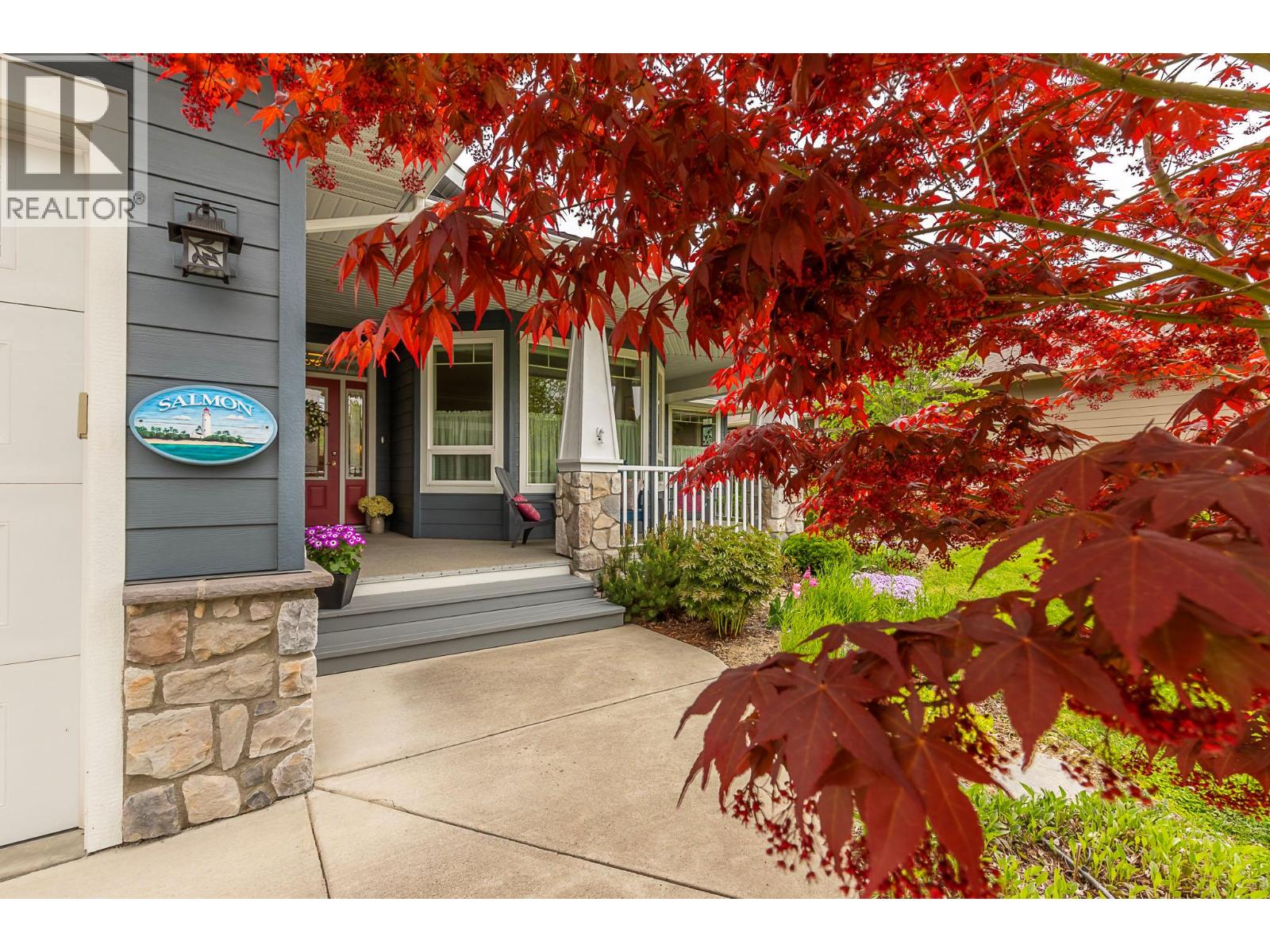 2750 Sunnydale Drive, Blind Bay