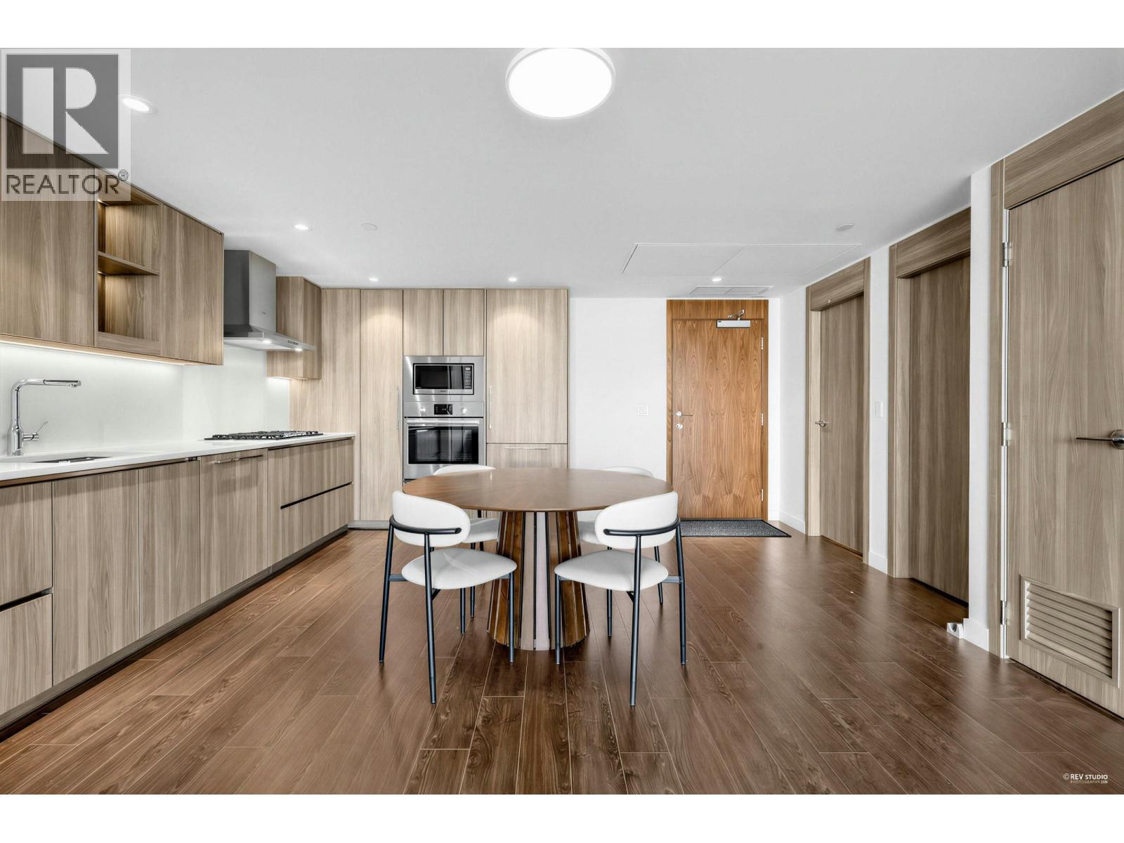 #1215-8611 HAZELBRIDGE Way, Richmond