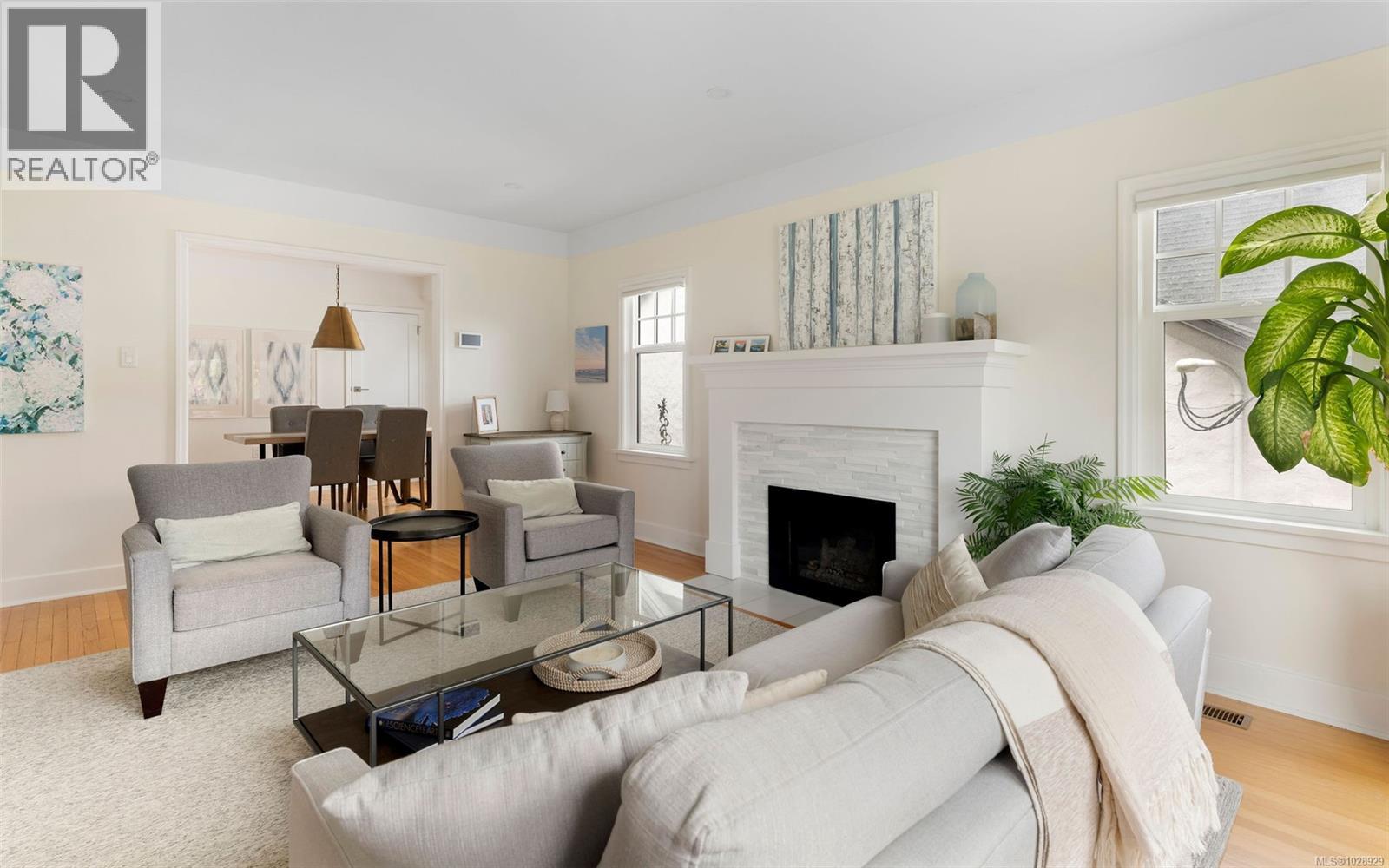  2399 Dalhousie Street, Oak Bay