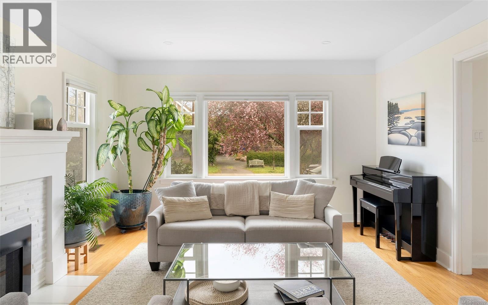  2399 Dalhousie Street, Oak Bay