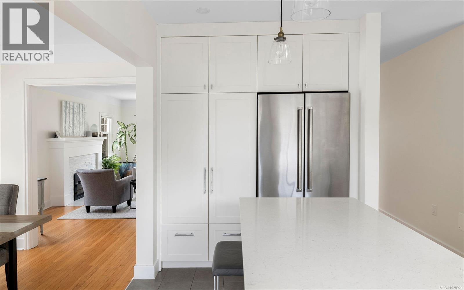  2399 Dalhousie Street, Oak Bay