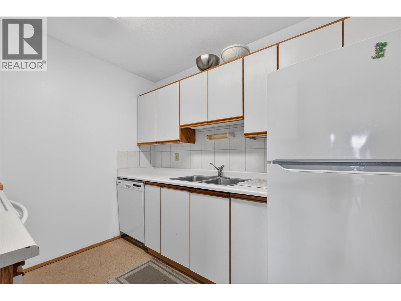 #412 3180 De Montreuil Court - 6