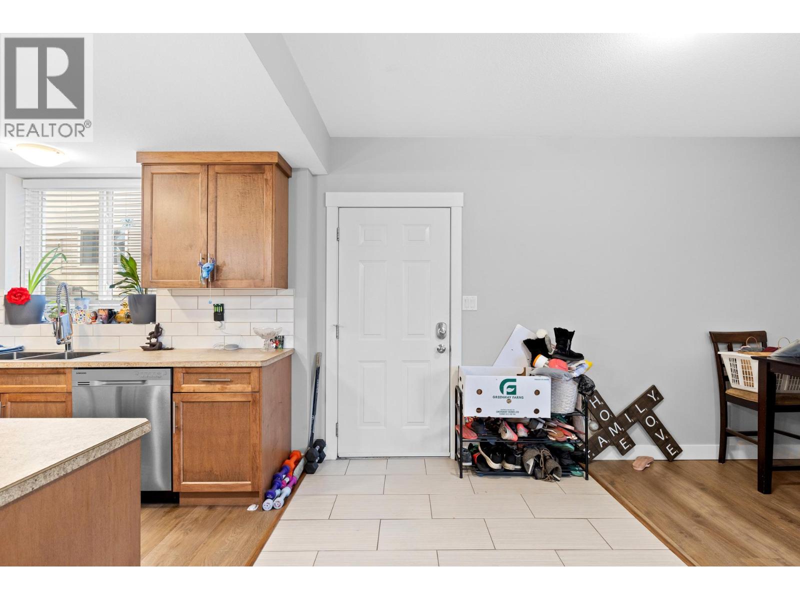 4007 Okanagan Avenue, Vernon