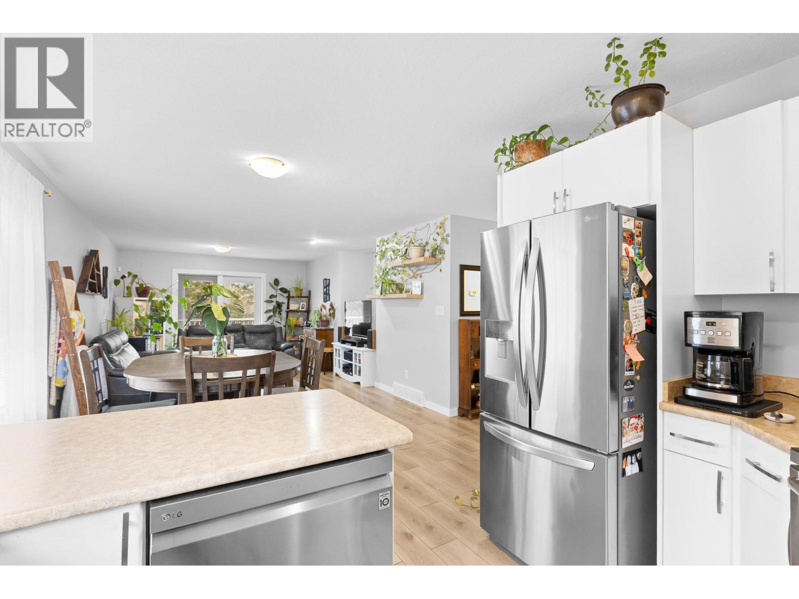 4007 Okanagan Avenue, Vernon