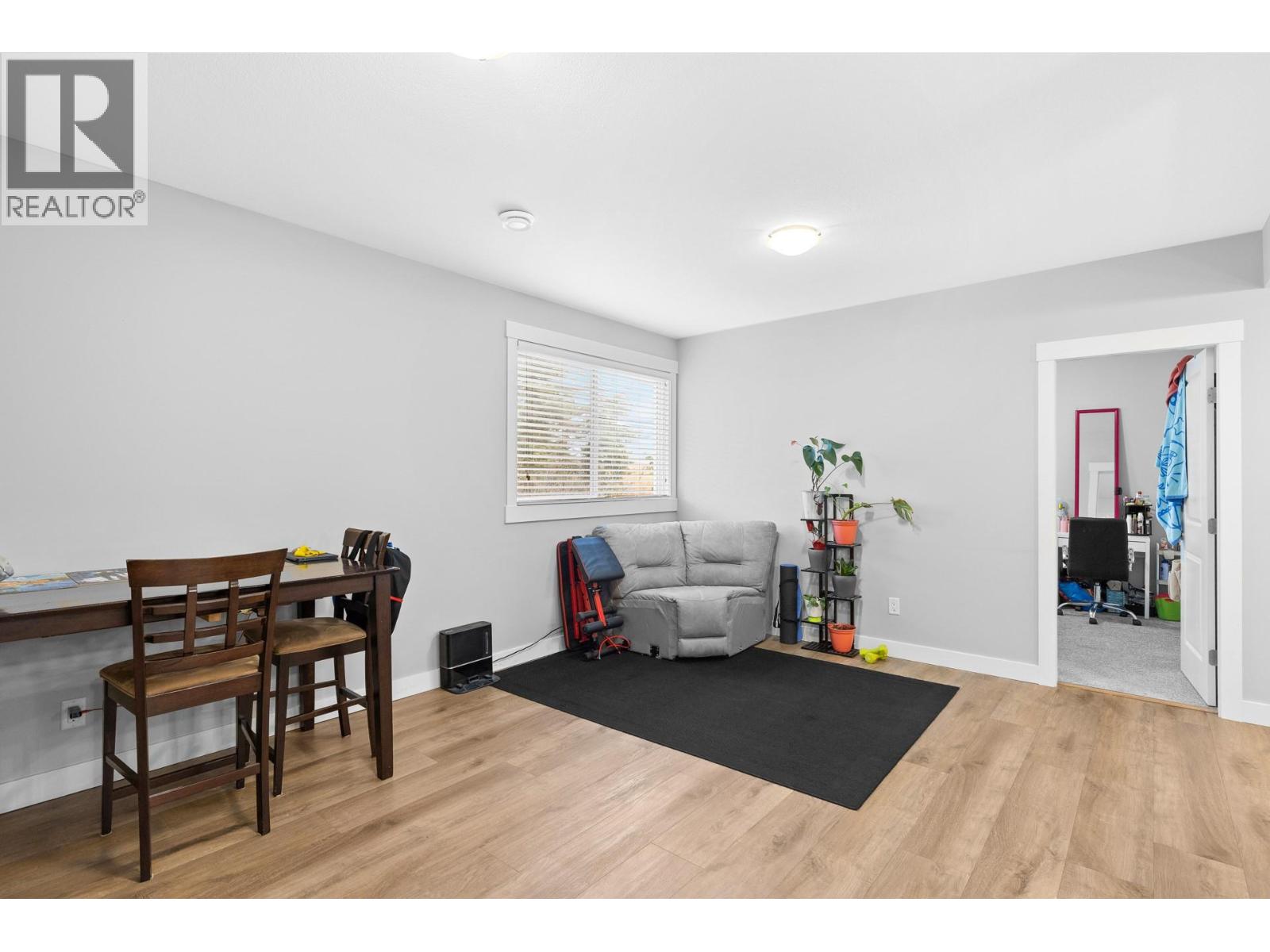 4007 Okanagan Avenue, Vernon