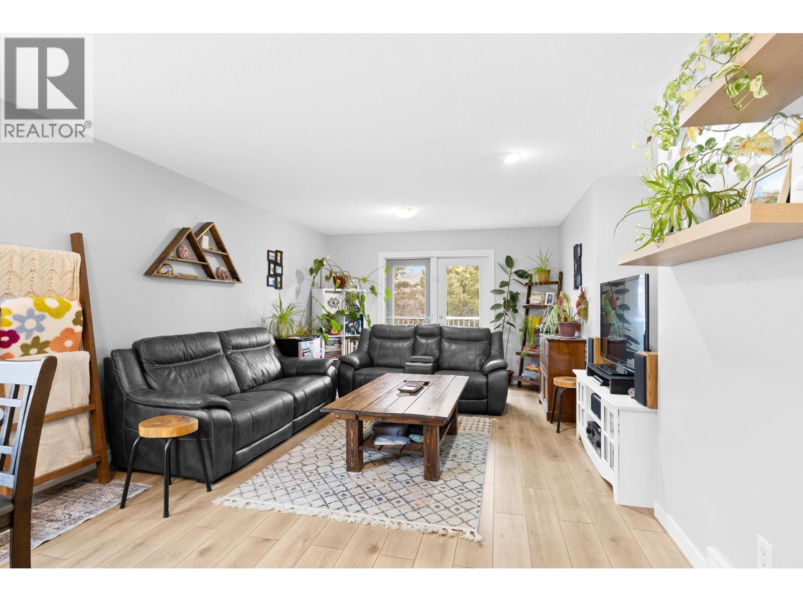 4007 Okanagan Avenue, Vernon