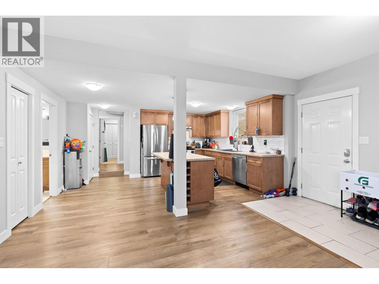 4007 Okanagan Avenue, Vernon